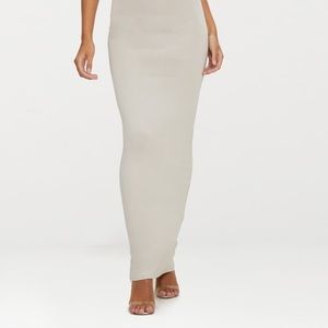 PrettyLittleThing Maxi Dress